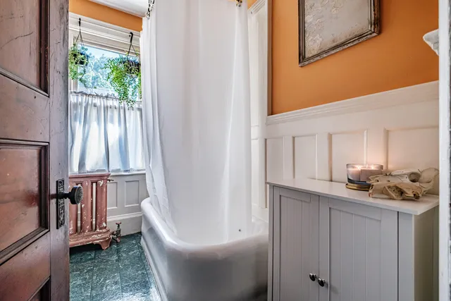 $419,000 | 21 Laurel Avenue, Auburn, ME 04210