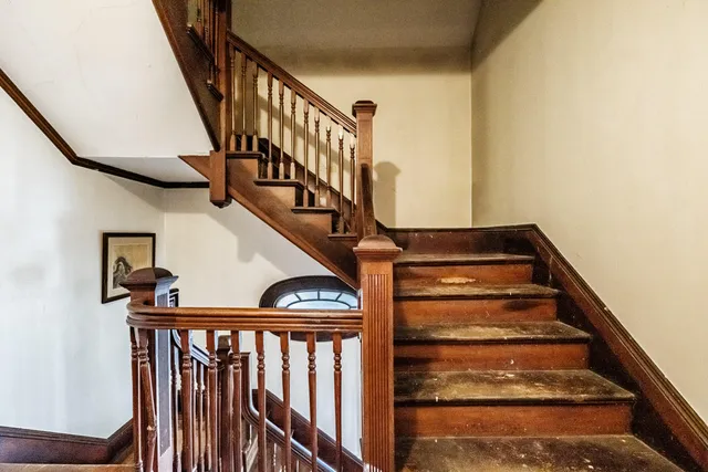 $419,000 | 21 Laurel Avenue, Auburn, ME 04210