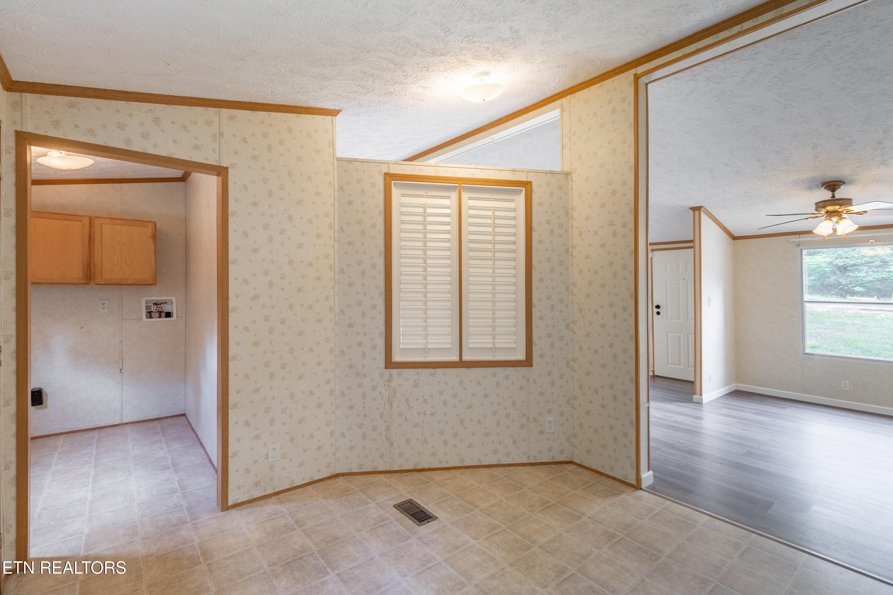 159 Cutters Lane Clinton, TN 37716 - Photo 15 of 34 _D5A8413-HDR
