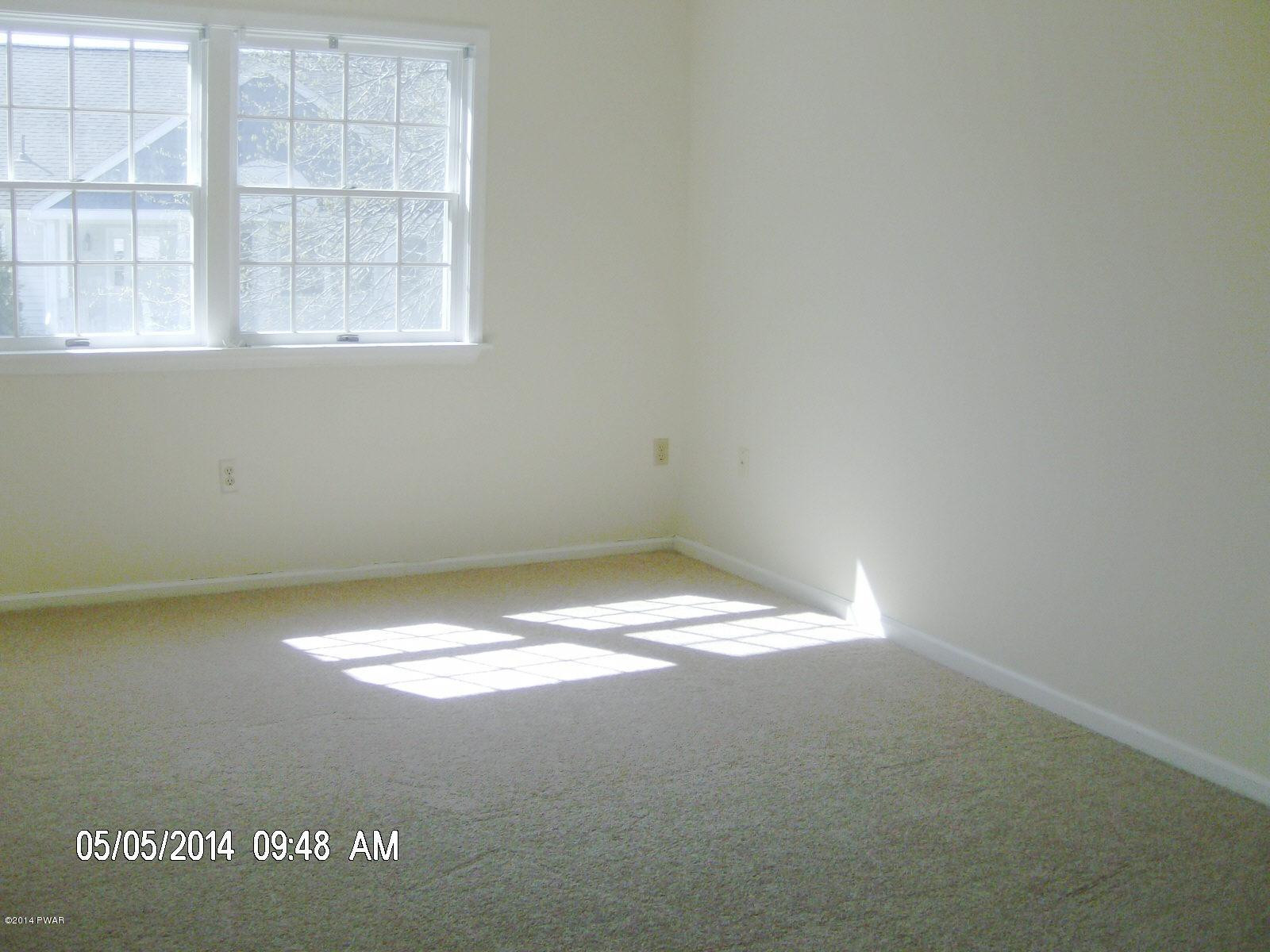 3010 Grey Cliff Way Milford, PA 18337 - Photo 6 of 6