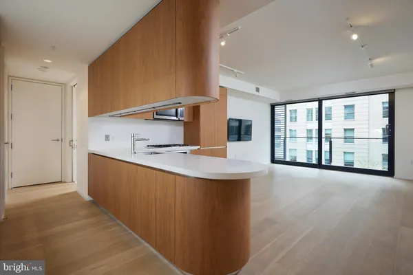 $3,500 | 925 H Street Northwest, Unit 409, Washington, DC 20001