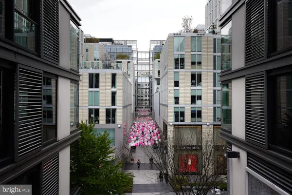 $3,500 | 925 H Street Northwest, Unit 409, Washington, DC 20001