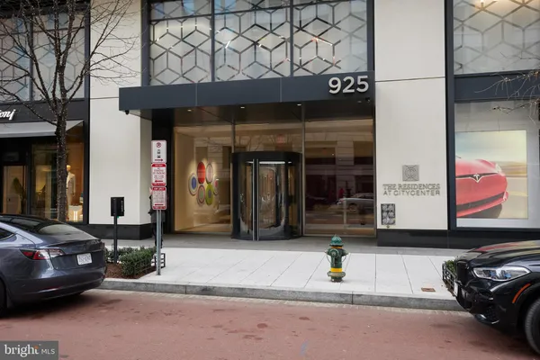 $3,500 | 925 H Street Northwest, Unit 409, Washington, DC 20001