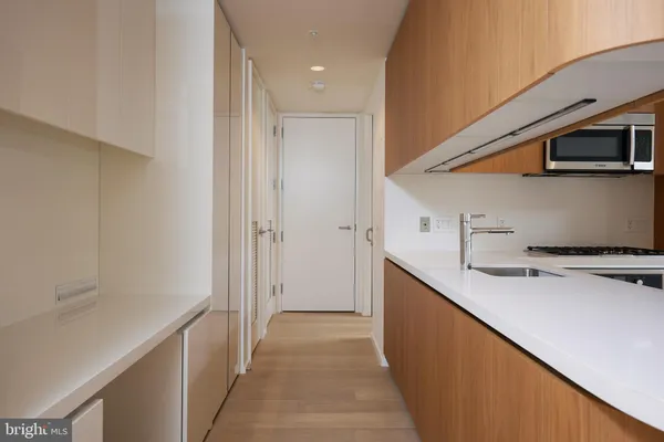 $3,500 | 925 H Street Northwest, Unit 409, Washington, DC 20001