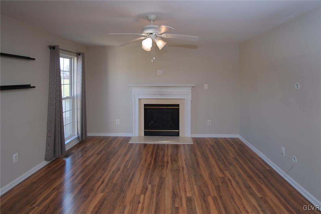 5340 Seip Road Bethlehem, PA 18017 - Photo 15 of 48 Family room off the kitchen, easy to operate gas f