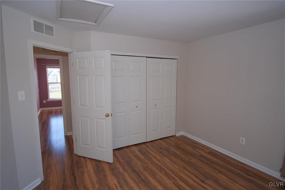 5340 Seip Road Bethlehem, PA 18017 - Photo 32 of 48 Bedroom 2