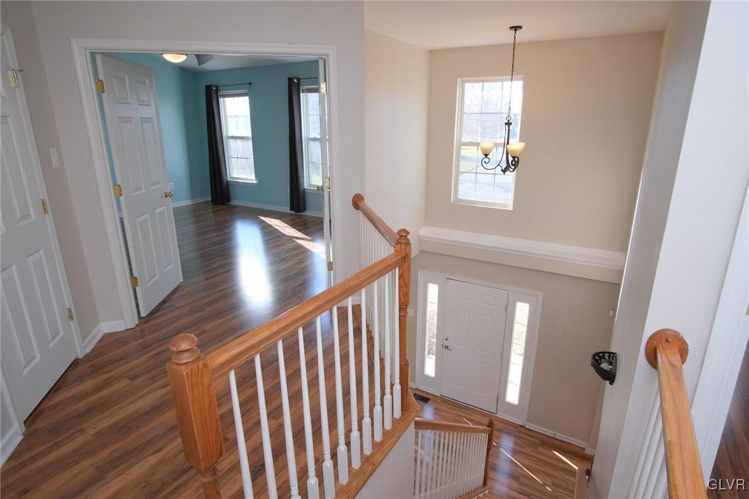 5340 Seip Road Bethlehem, PA 18017 - Photo 40 of 48 View from upper landing to entry foyer
