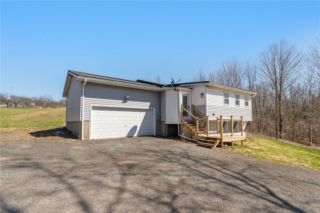 7721 McMullen Road Sodus, NY 14489 - Photo 3 of 38