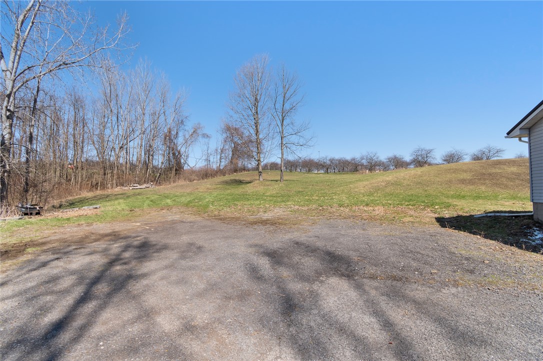 7721 McMullen Road Sodus, NY 14489 - Photo 4 of 38