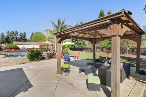 $990,000 | 8267 Dressage Way, Sacramento, CA 95829