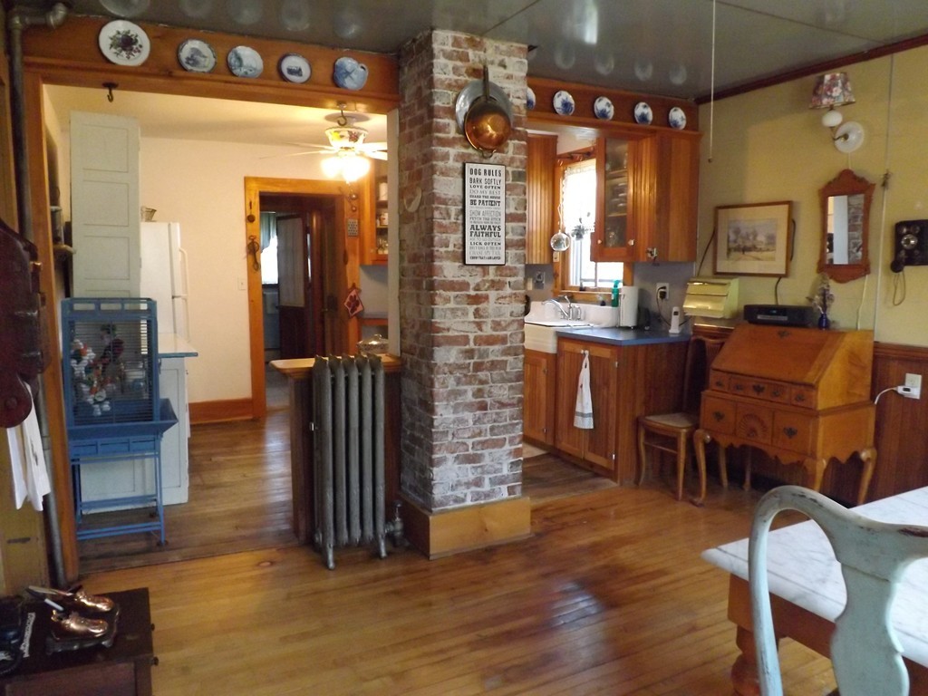 11 Old Upton Road Grafton, MA 01519 - Photo 4 of 30 Gallery Image 4
