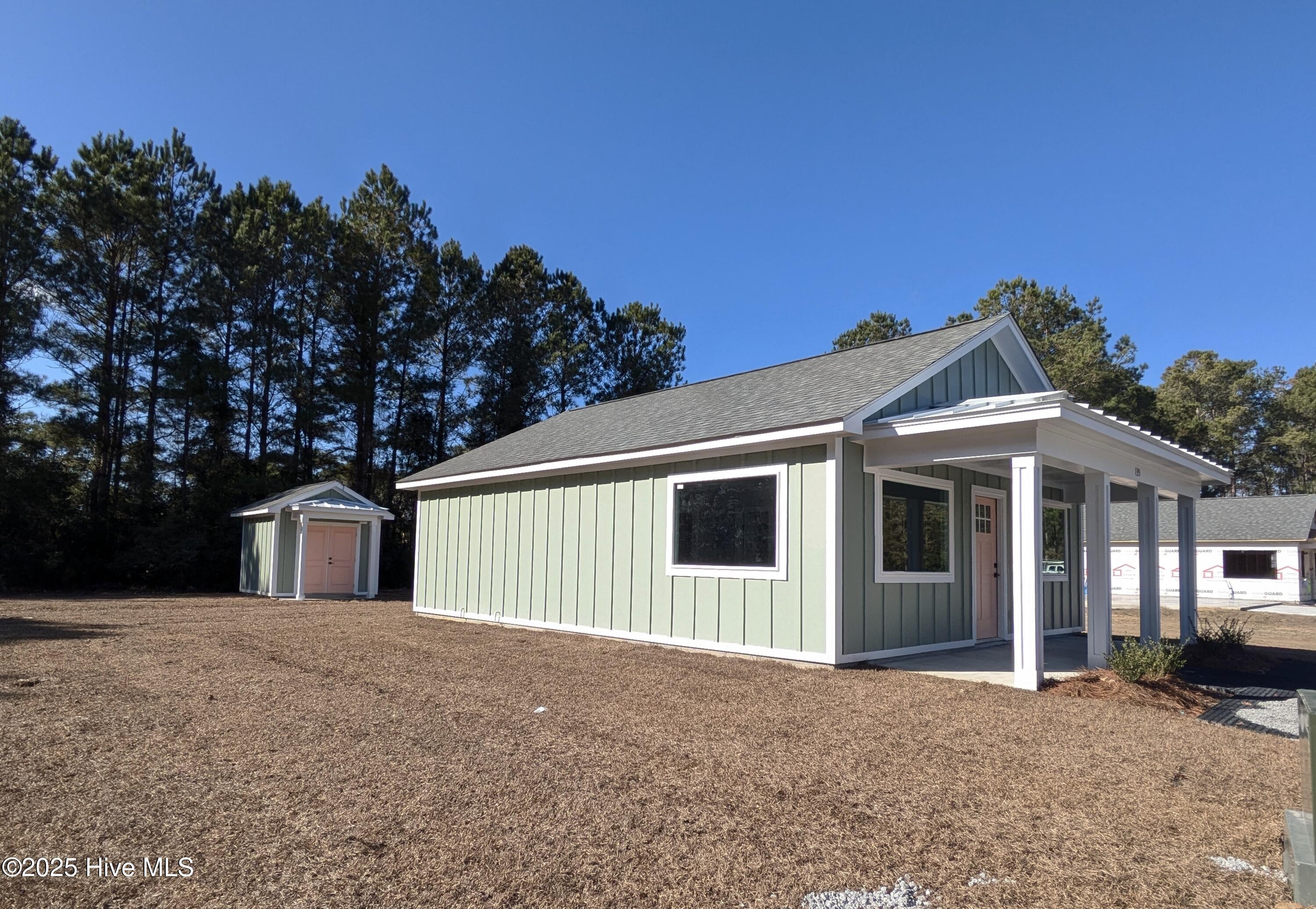 154 Long Pond Loop Swansboro, NC 28584 - Photo 45 of 45 PXL_20241231_164756488