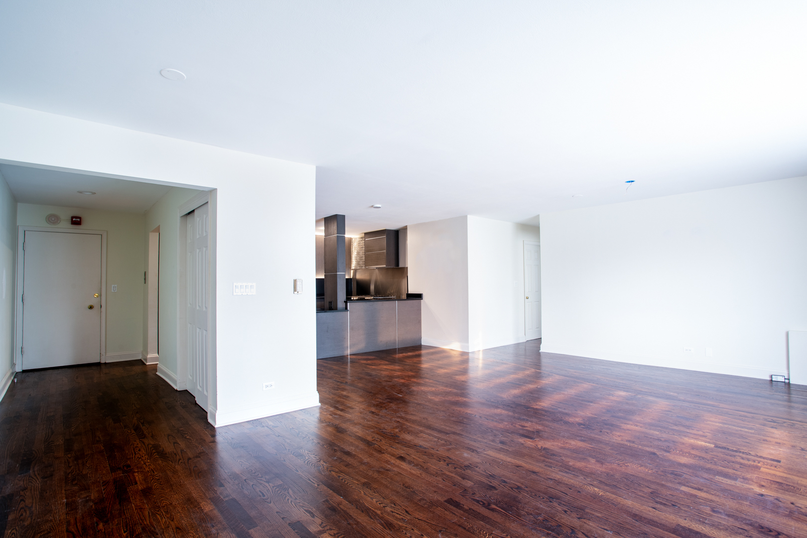 2400 Archbury Lane, Unit 1E Park Ridge, IL 60068 - Photo 11 of 18 a view of empty room with wooden floor