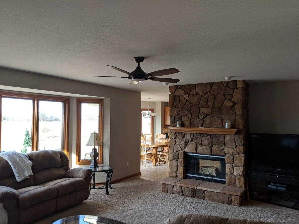 18400 Kent Road Dundee, MI 48131 - Photo 6 of 24 Gallery Image 6