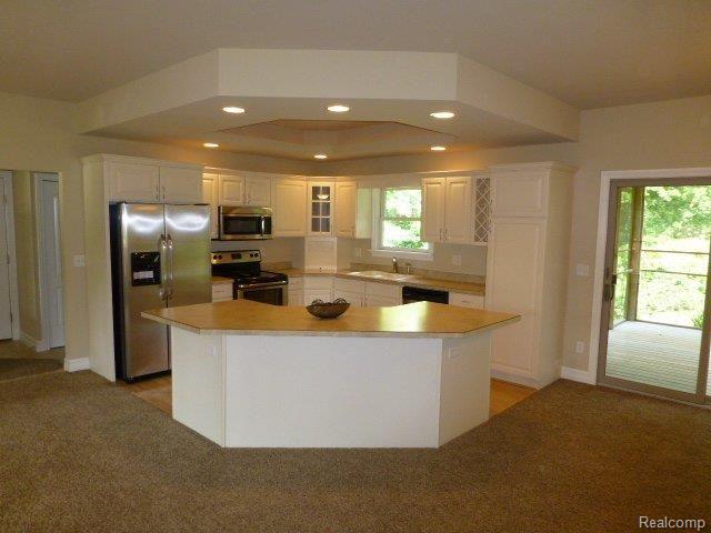 9295 Morrish Road Swartz Creek, MI 48473 - Photo 4 of 21 Kitchen.JPG