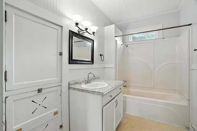 $82,500 | 703 Pennsylvania Avenue, McComb, MS 39648