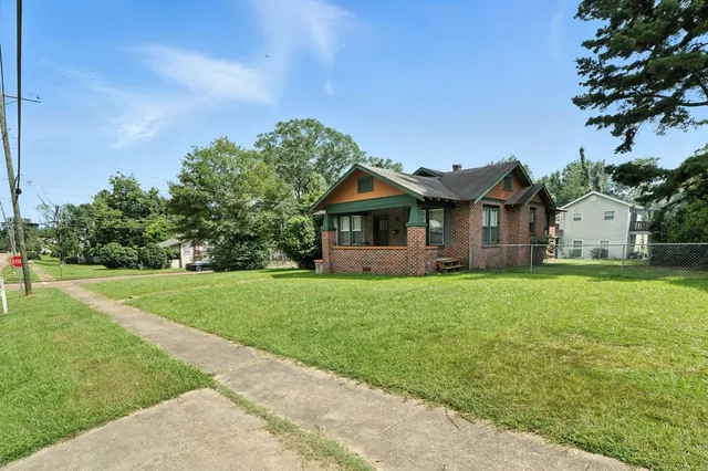 $82,500 | 703 Pennsylvania Avenue, McComb, MS 39648