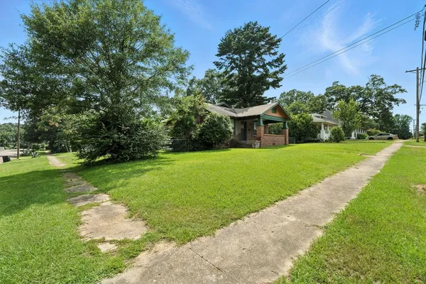 $81,500 | 703 Pennsylvania Avenue, McComb, MS 39648