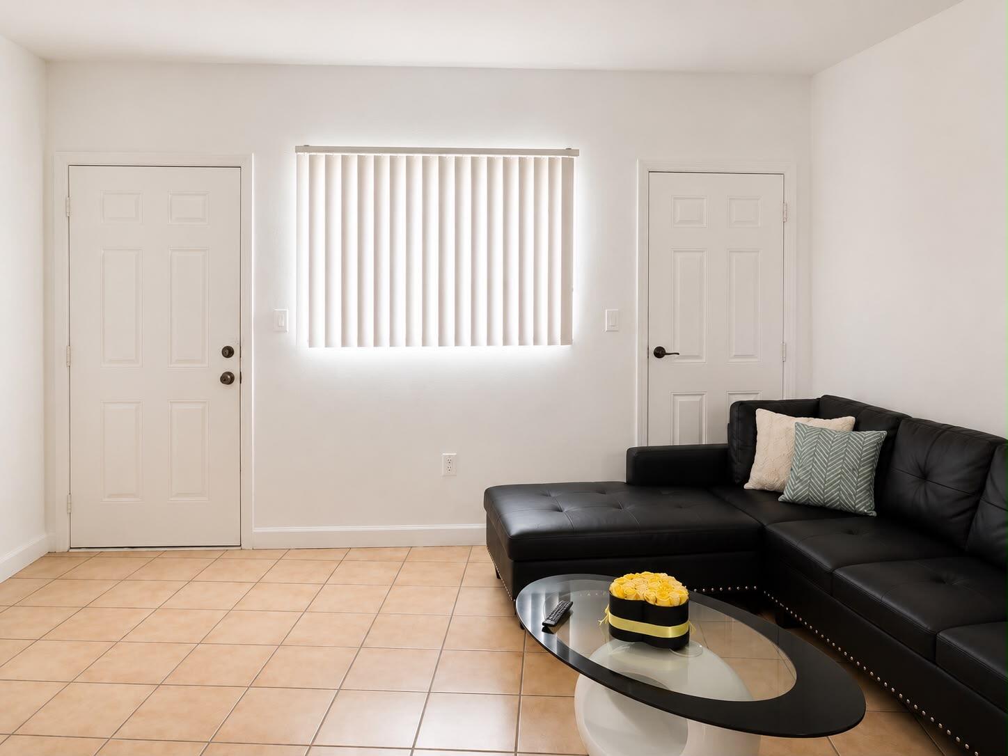11 Southwest 52nd Avenue, Unit 7B Miami, FL 33134 - Photo 6 of 17 22b267b7-714e-4f4d-ba5c-93bac24ebf3b