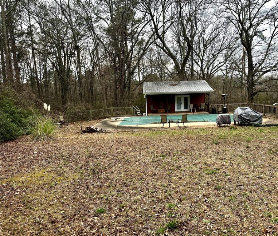 1415 Crestview Road Anderson, SC 29621 - Photo 31 of 37 Backyard.3