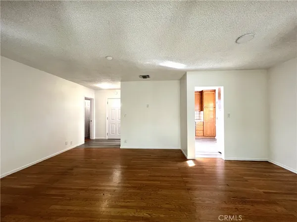 $775,000 | 10251 Foster Road, Downey, CA 90242