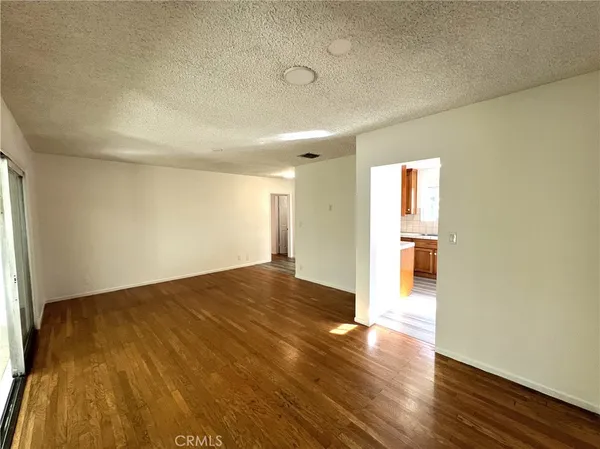 $775,000 | 10251 Foster Road, Downey, CA 90242