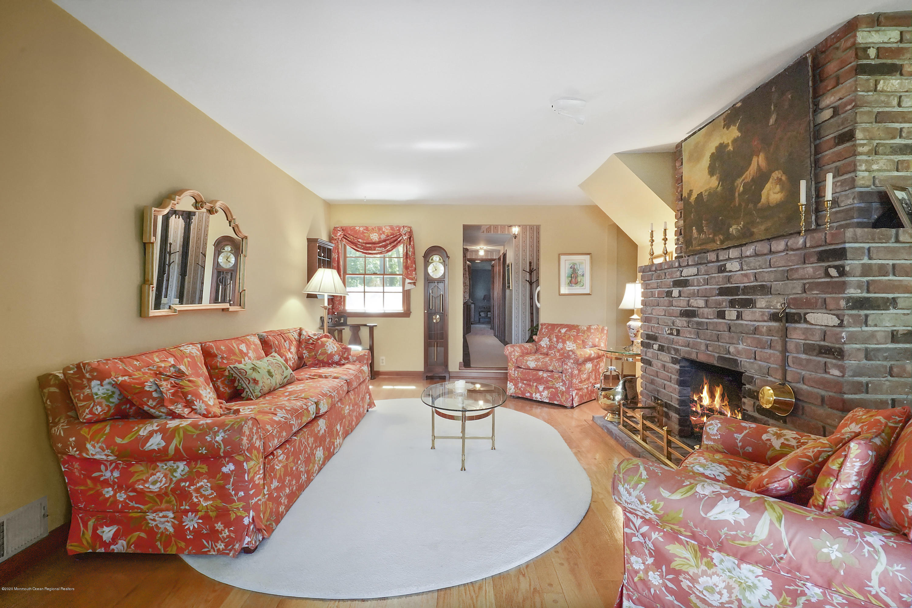 237 Lakeside Avenue Colts Neck, NJ 07722 - Photo 12 of 54 Living room