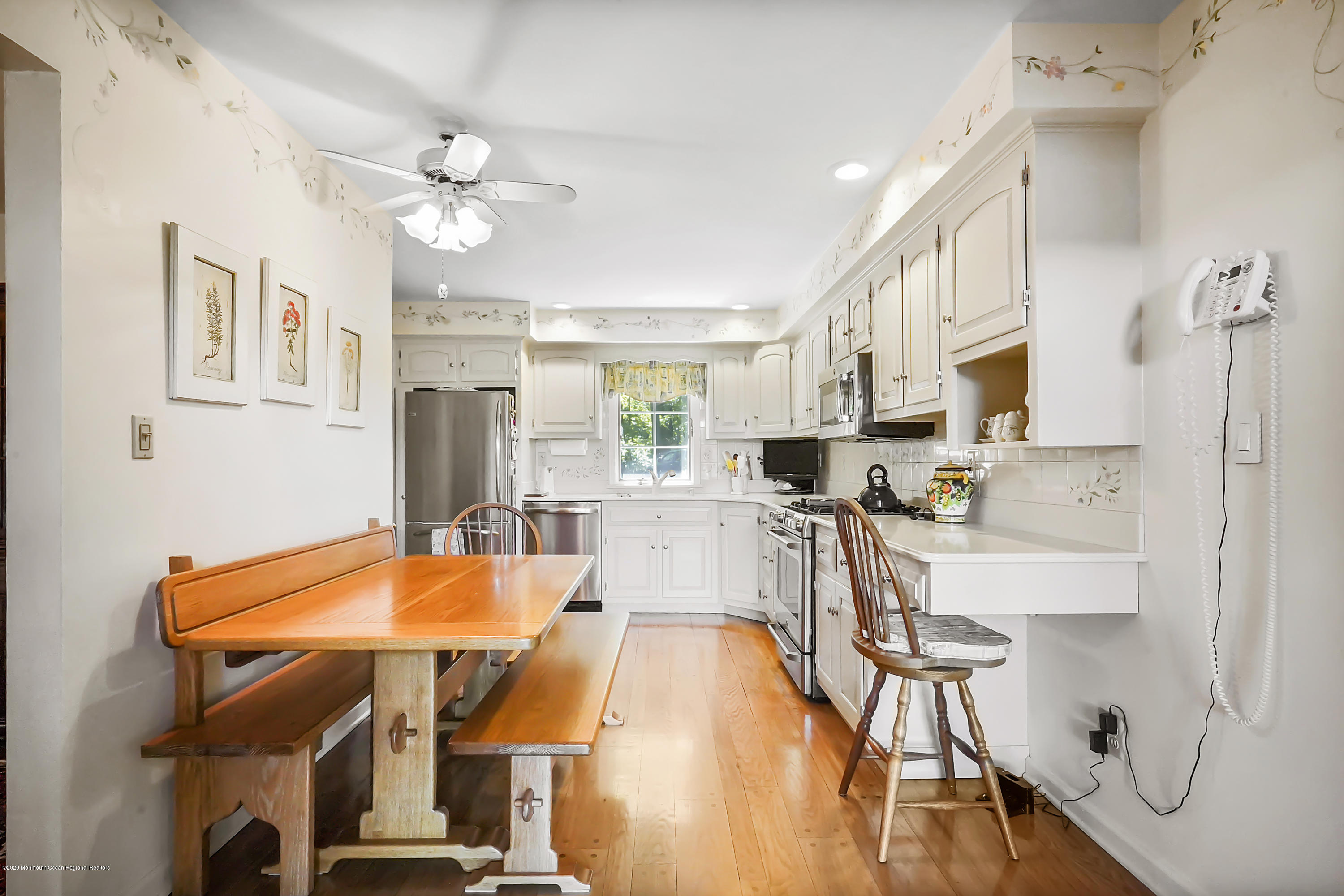 237 Lakeside Avenue Colts Neck, NJ 07722 - Photo 14 of 54 Kitchen
