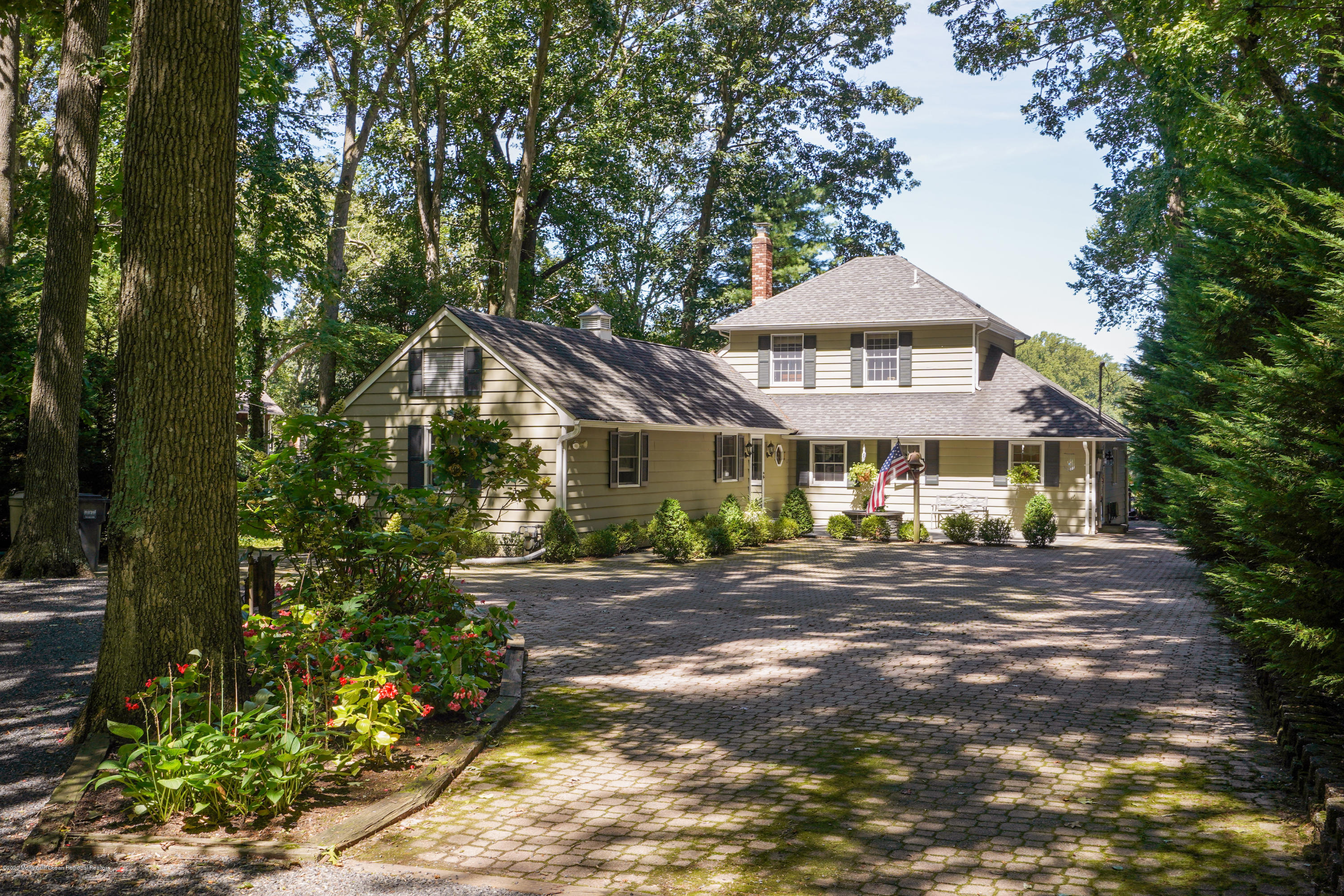 237 Lakeside Avenue Colts Neck, NJ 07722 - Photo 6 of 54 front 4