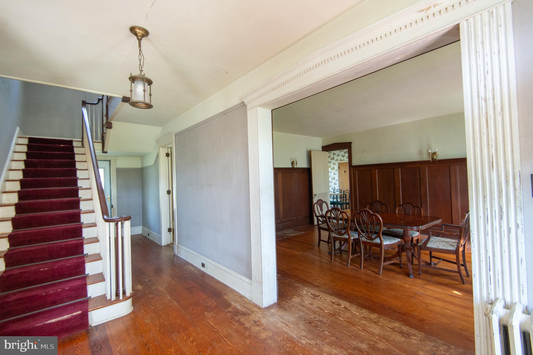 4910 Gregory Road Cambridge, MD 21613 - Photo 18 of 131 Foyer to Dining Room