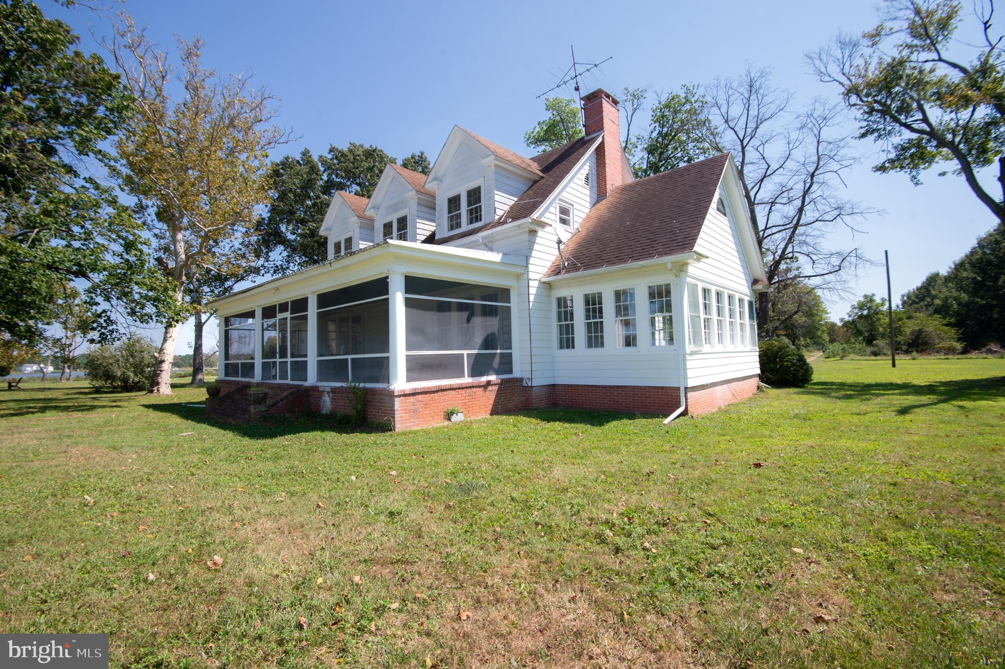 Waterside Screened Porch captures the water views
