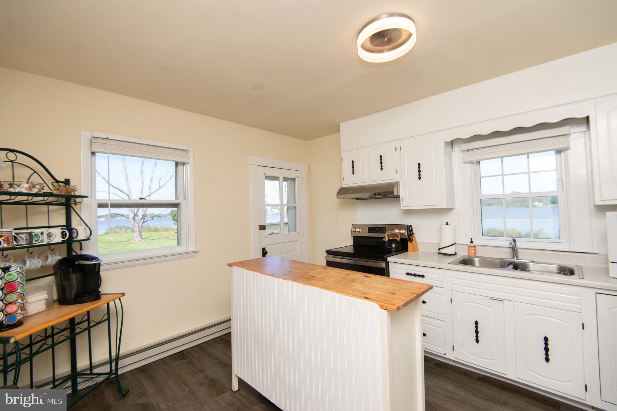 4910 Gregory Road Cambridge, MD 21613 - Photo 70 of 131 Cottage Kitchen