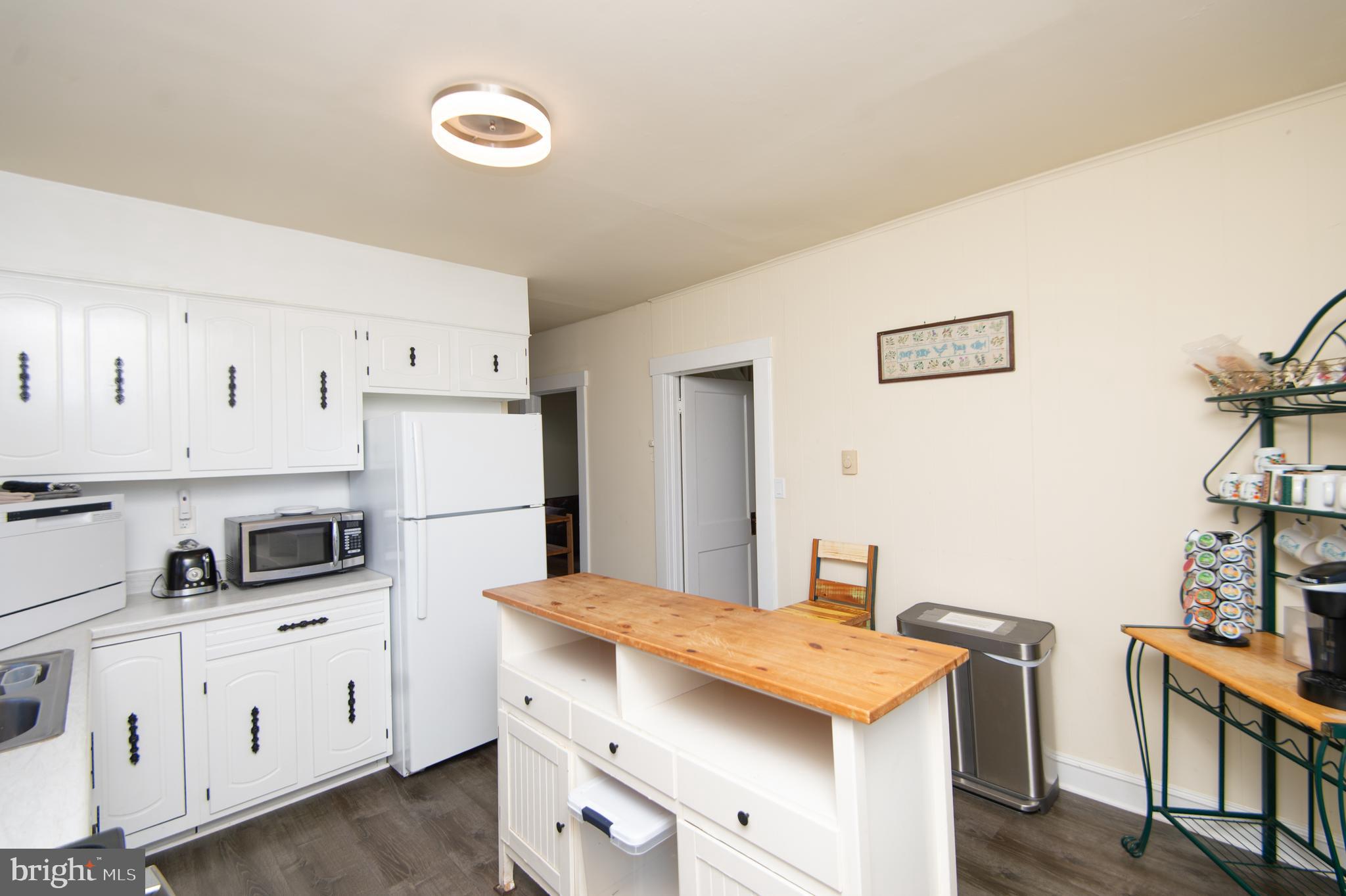 4910 Gregory Road Cambridge, MD 21613 - Photo 72 of 131 Cottage Kitchen