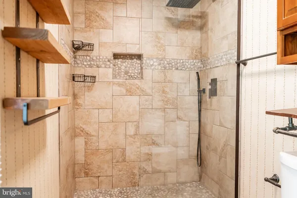 $425,000 | 609 Southern Pines Drive, Oakland, MD 21550