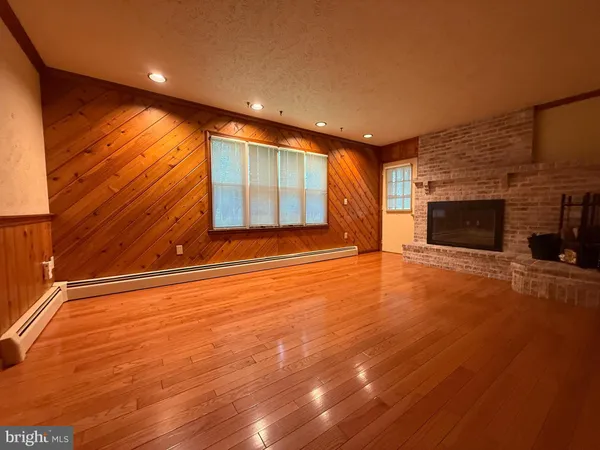 $425,000 | 609 Southern Pines Drive, Oakland, MD 21550