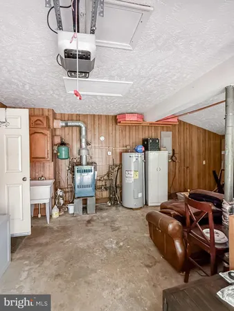 $425,000 | 609 Southern Pines Drive, Oakland, MD 21550