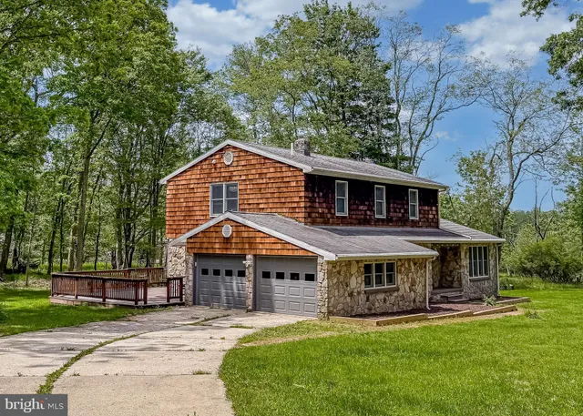 $440,000 | 609 Southern Pines Drive, Oakland, MD 21550