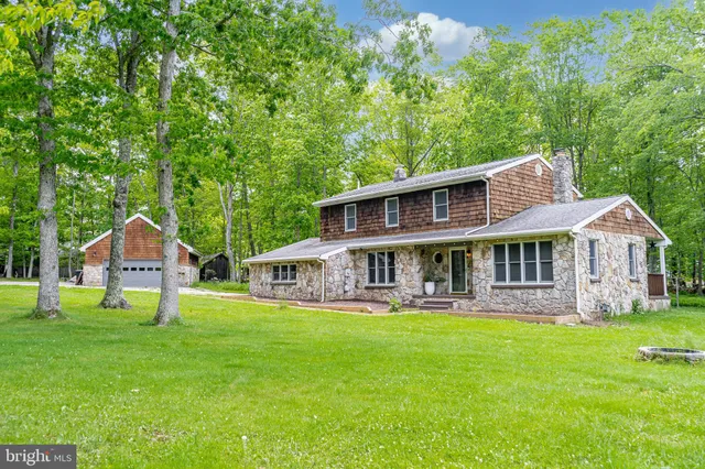 $440,000 | 609 Southern Pines Drive, Oakland, MD 21550