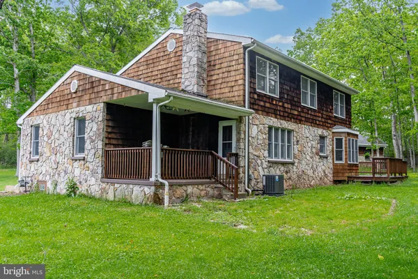 $425,000 | 609 Southern Pines Drive, Oakland, MD 21550