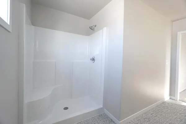 $339,999 | 6020 80th Avenue South, Horace, ND 58047