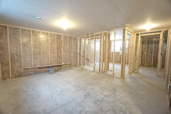 $339,999 | 6020 80th Avenue South, Horace, ND 58047