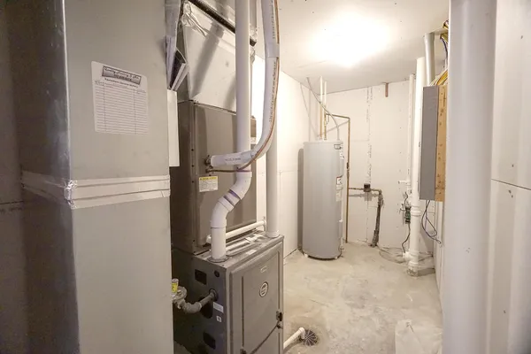 $339,999 | 6020 80th Avenue South, Horace, ND 58047