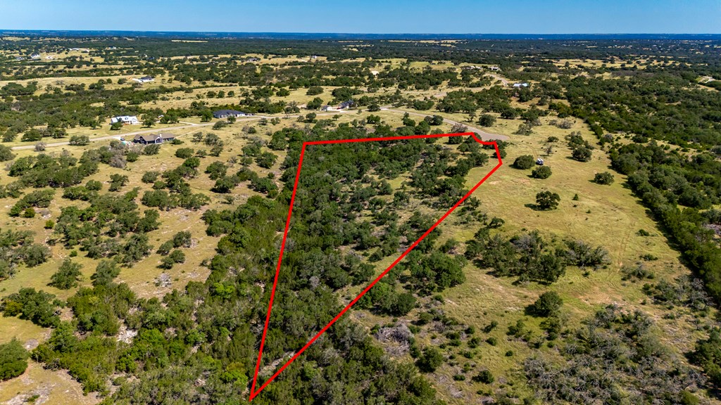 Lot 14 Thornton Rdg Drive Kerrville, TX 78028 - Photo 20 of 24 a view of a large yard
