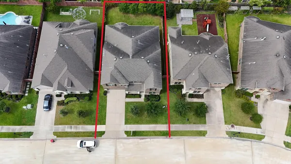 $675,000 | 24922 Meadowthorn Crest Lane, Katy, TX 77494