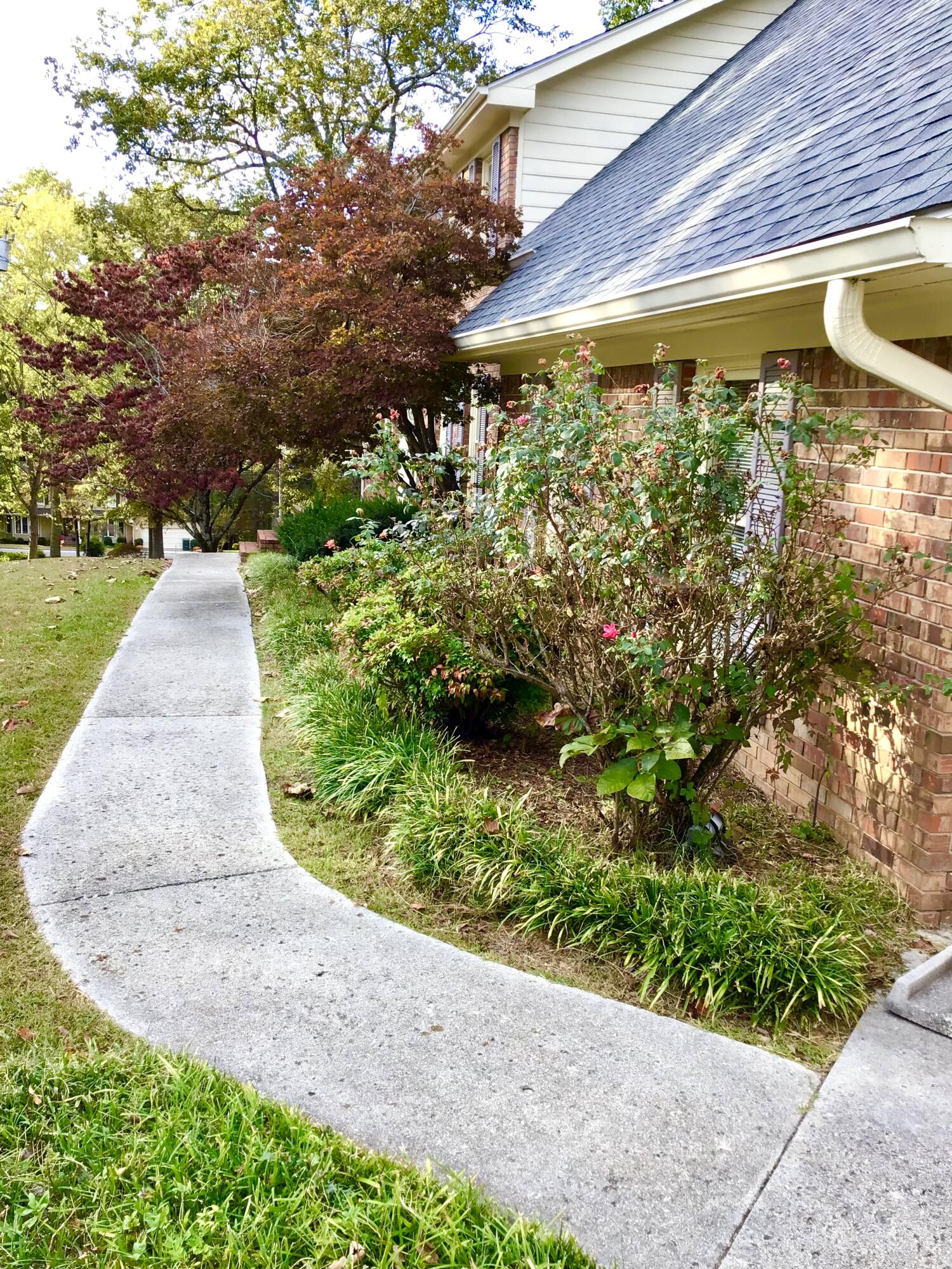 6424 Lake Shadows Circle Hixson, TN 37343 - Photo 3 of 48 IMG_8255 (1)