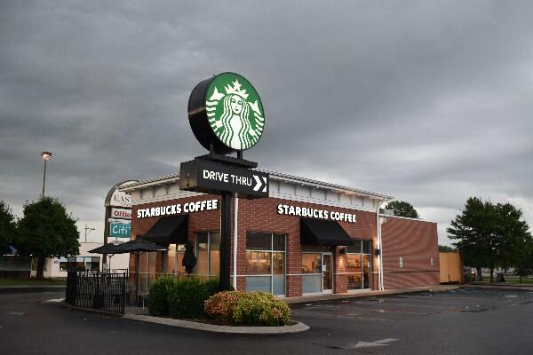 6424 Lake Shadows Circle Hixson, TN 37343 - Photo 44 of 48 Starbucks