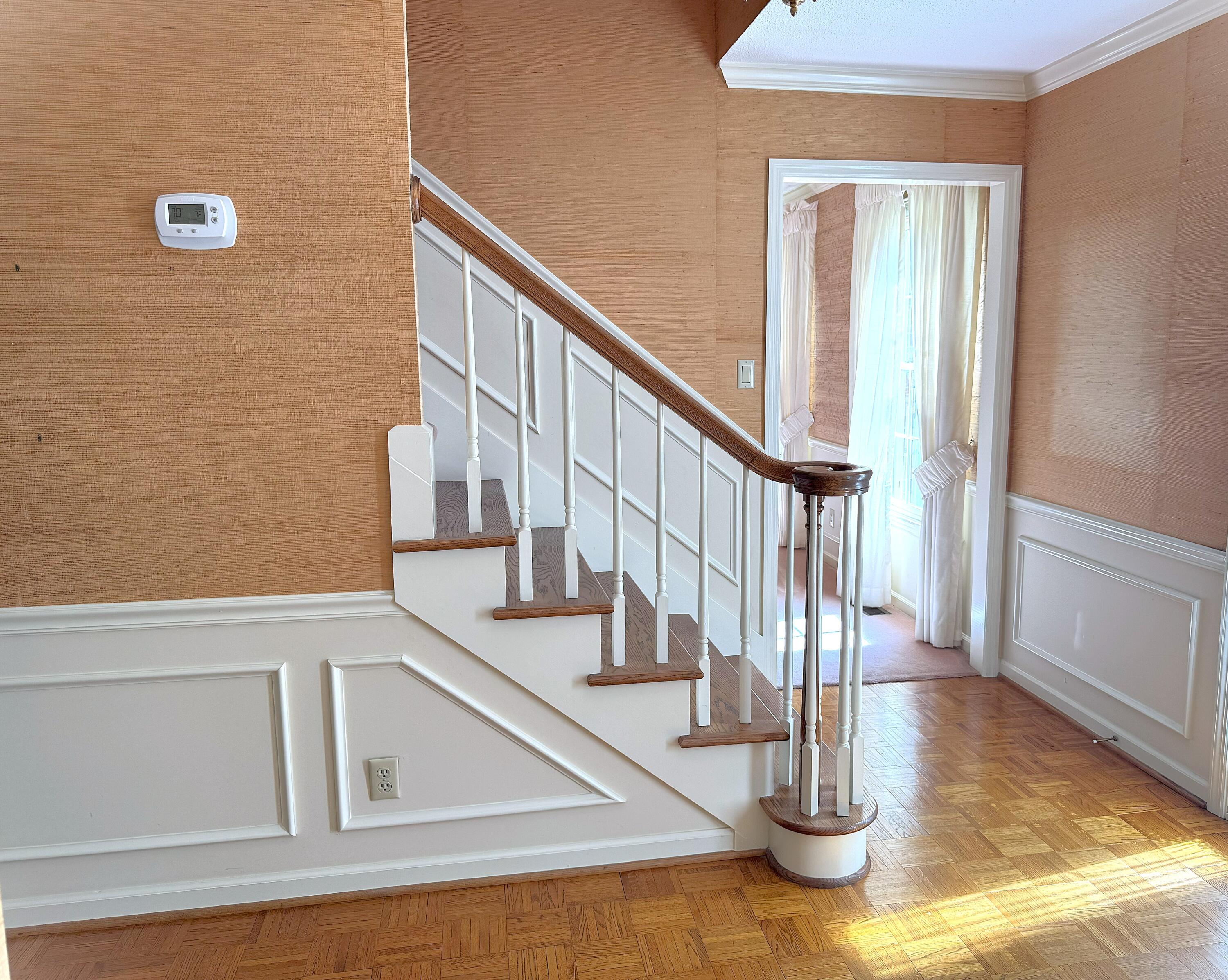 6424 Lake Shadows Circle Hixson, TN 37343 - Photo 5 of 48 Foyer