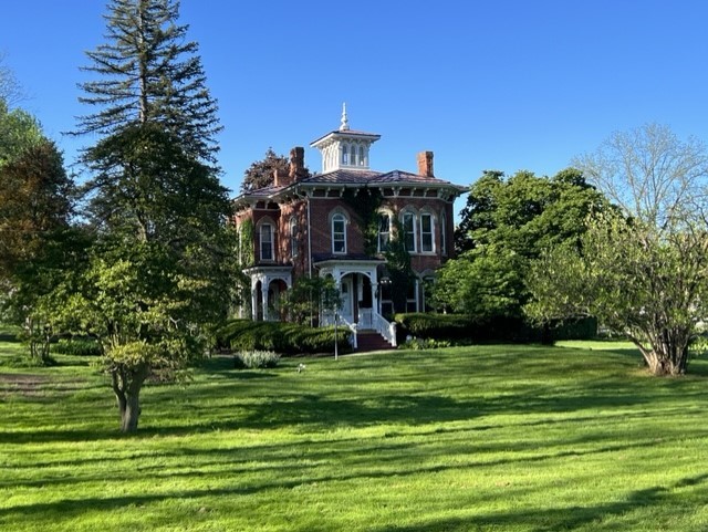 1883 Penfield Road Penfield, NY 14526 - Photo 7 of 46