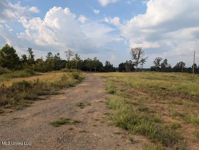 $179,000 | 1275 Ms-4 Holly Springs, Holly Springs, MS 38635