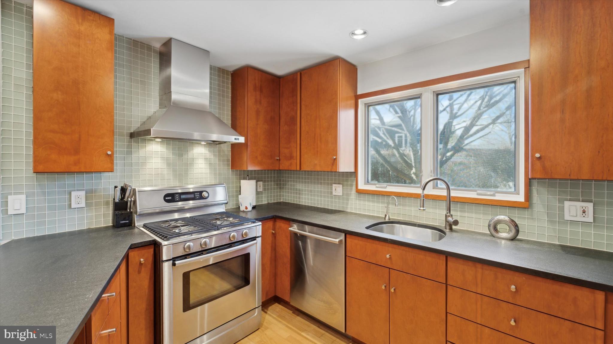 426 Merion Road Merion Station, PA 19066 - Photo 19 of 38 Gallery Image 19